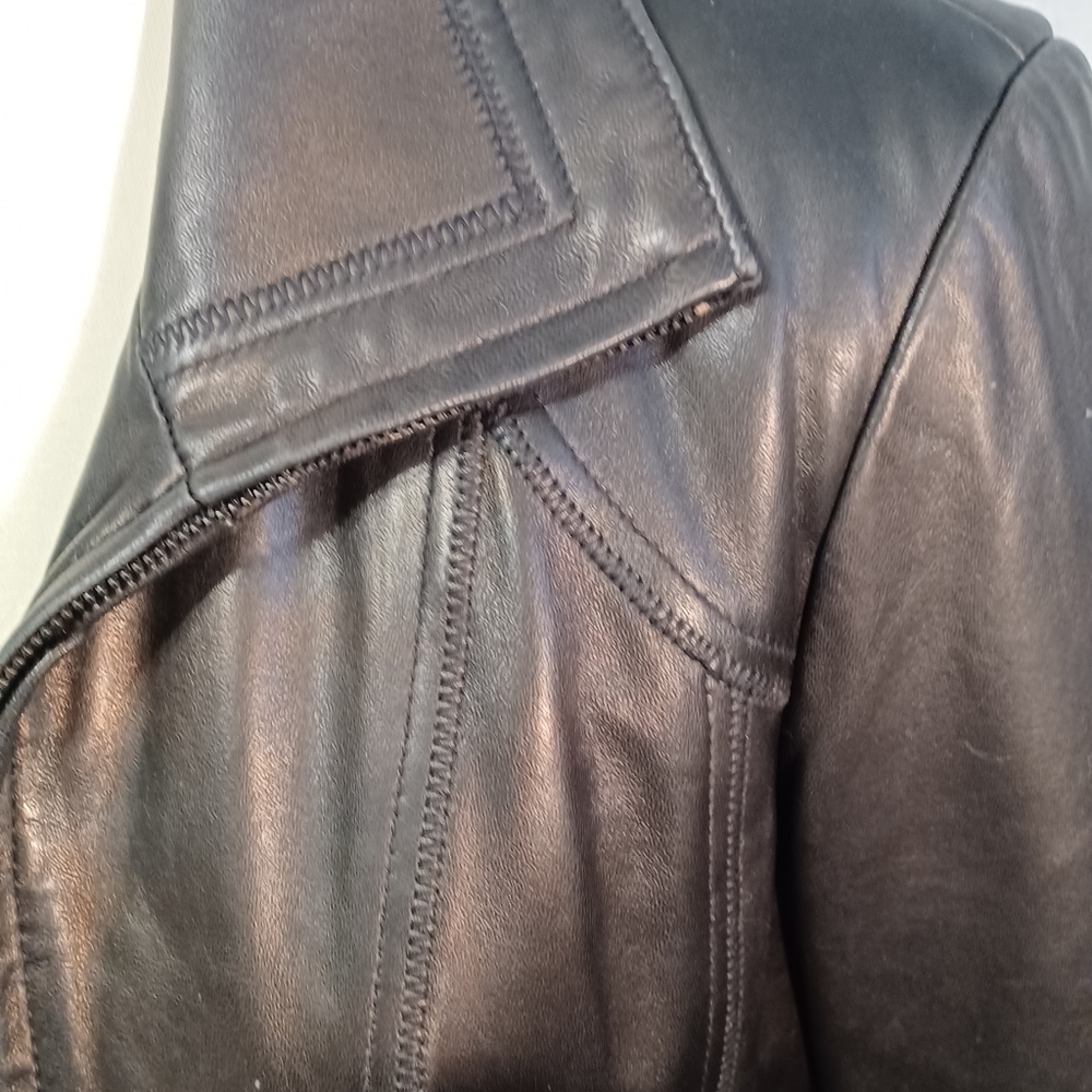 Black Leather Ladies Jacket LG Jones New York